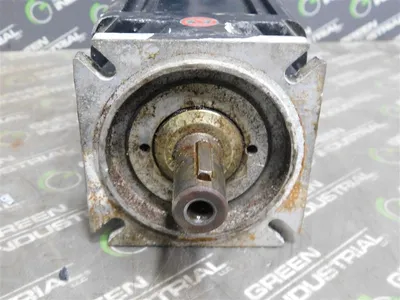 Schneider Electric BPH0953N5MA2CA1 Modicon Telemecanique AC Servomotor Used