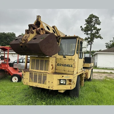 USED GRADALL G3WD 4X2