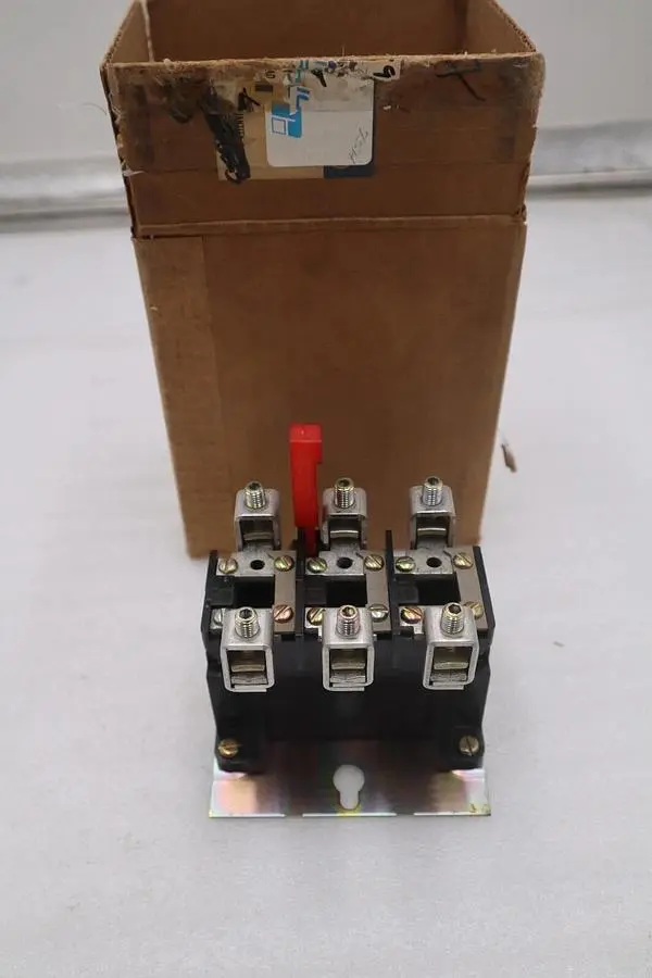 NEW OPEN BOX WESTINGHOUSE THERMAL OVERLOAD RELAY AN33P STOCK G331A