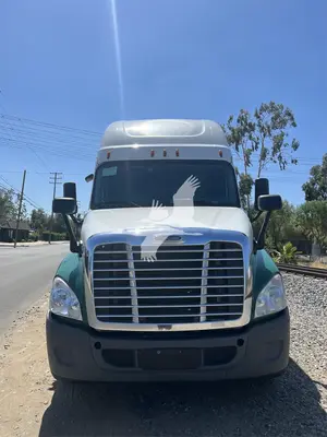 Used 2016 FREIGHTLINER CASCADIA 125 Conventional trucks California US | Lillo Machinery #1403822