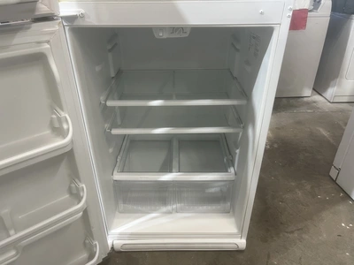 Used FRIGIDAIRE FREEZER ON TOP Refrigerators Michigan US | Miedema Asset Management Group #1322165