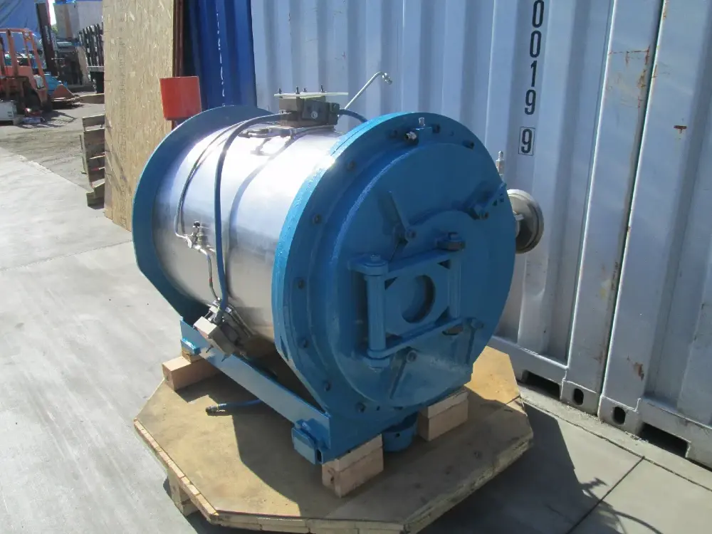 12" x 32" Halvorsen, autoclave / sterilizer - 20 to 100 deg, 50 psi, 1992