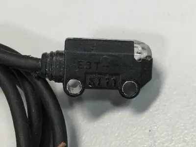USED OMRON E3T-ST11
