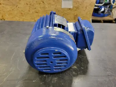 USED ADVANTAGE PLUS APH00145-841
