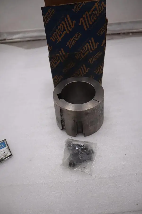 NEW OPEN BOX MARTIN 3535 3 BUSHING STOCK K-4021CC