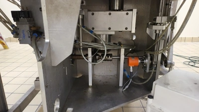 2002 Hugart DS5000 Inline Fillers | Envoy Equipment LLC (9)