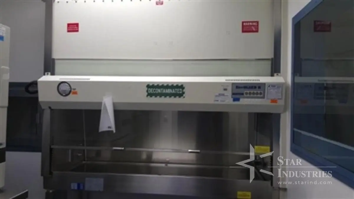 Used _UNKNOWN_ _UNKNOWN_ Laminar Flow Hoods California US | Star Industries #1255376