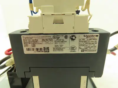 Schneider Electric LC1DT40-BD Contactor 3Ph 600v 20Hp 24vDC Coil Lot of 2