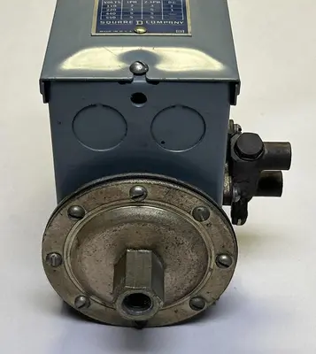 Used SQUARE D 9013-ASG8-S6 Miscellaneous Equipment (Electrical & Power) Ohio US | Surplus Asset Holdings #1237629
