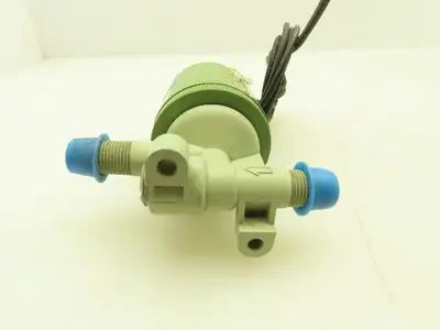 Honeywell Skinner V42LA0KC070 Solenoid Valve 2-Way NC 120V 70 PSI 1/8" Lot of 2