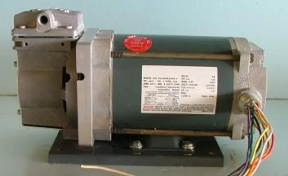 QTY. 1. AIR DIMENSIONS INC: DIA-VAC PUMP MODEL R22...