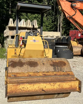 Used 1997 Champion SuperPac 600 Single Drum Rollers Maryland US | Zadoon Equipment #1480839