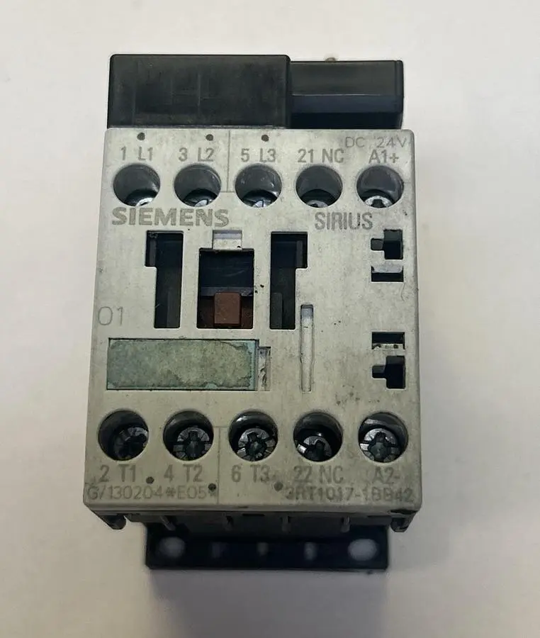USED SIEMENS 3RT1017-1BB42