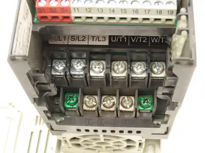 Allen Bradley 25B-D4P0N104 PowerFlex 525 AC Drive 1.5kW 2Hp 480V 3ph FRN 5.002