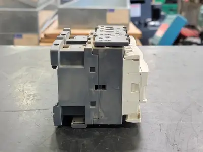 USED TELEMECANIQUE LC2D12
