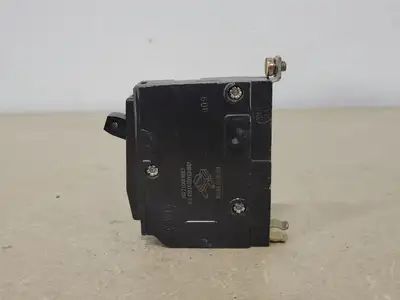 USED SQUARE D QOB115