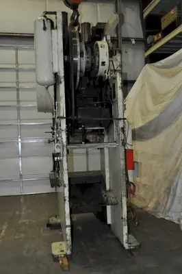 1984 VERSON 150-OBG OBI / Gap Frame Press | Universal Press & Machinery (UPM) (7)