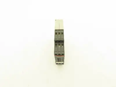 ABB CM-SRS.21S Current Monitor Safety Relay