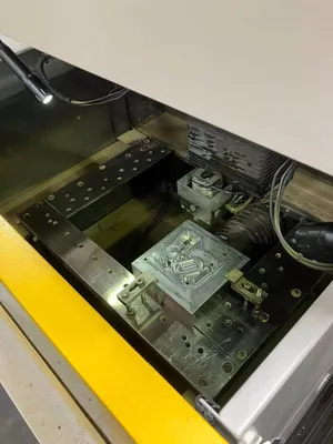 2014 FANUC ALPHA C400IA Wire EDM | Advanced Capital Equipment (3)