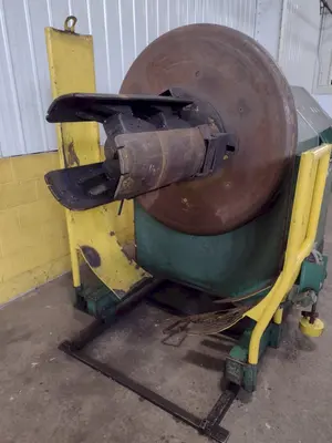 10,000 LB X 30" SESCO MODEL 55-387 MOTORIZED COIL REEL UNCOILER: STOCK #18543