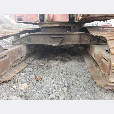 Caterpillar 235 Excavator