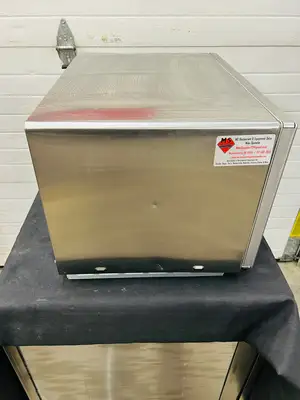 Amana RCS10TS 1000w Commercial Microwave w/ Touch Pad, 120v Refurbished