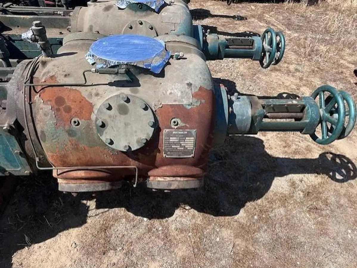 USED WHITE SUPERIOR 156CD