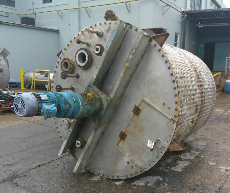 SPC9295  Tank 2000 gallon vertical tank, Stainless Steel, atm internal, 150 psi @ 400F jacket, 3 hp agitator, dish