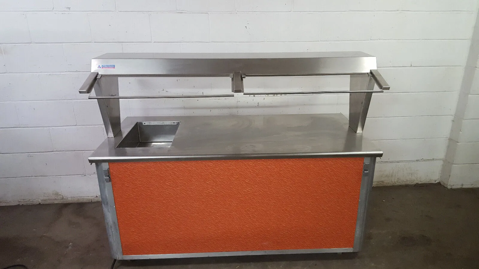 152-0373 Atlas Metal Heated Service Station