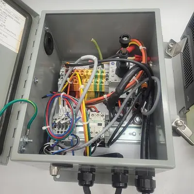 Used DEMATIC DEMATIC 1HP FIELDBUS MOTOR DRIVE INDUSTRIAL CONTROL PANEL ENCLOSURE TYPE 12,4 CJ-788817 Electrical Panels | ND Industrial Surplus #1225078