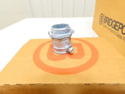 Bridgeport 231-DC2 EMT Conduit Connectors 3/4" Box Adaptor Screw Type Lot of 250