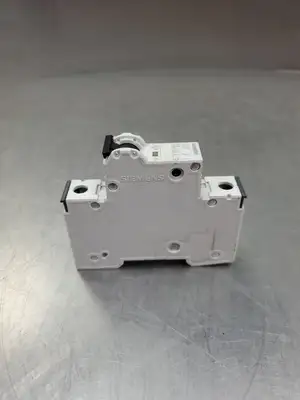 USED Siemens Miniature Circuit Breaker 1-Pole