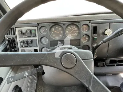Used 2000 FREIGHTLINER FL60 Tractors & Trailers California US | Lillo Machinery #1388213