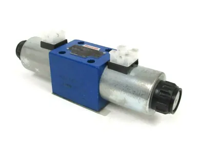NEW REXROTH R900930080 4WE-10-J33/CG12N9K4 DIRECTIONAL SPOOL VALVE