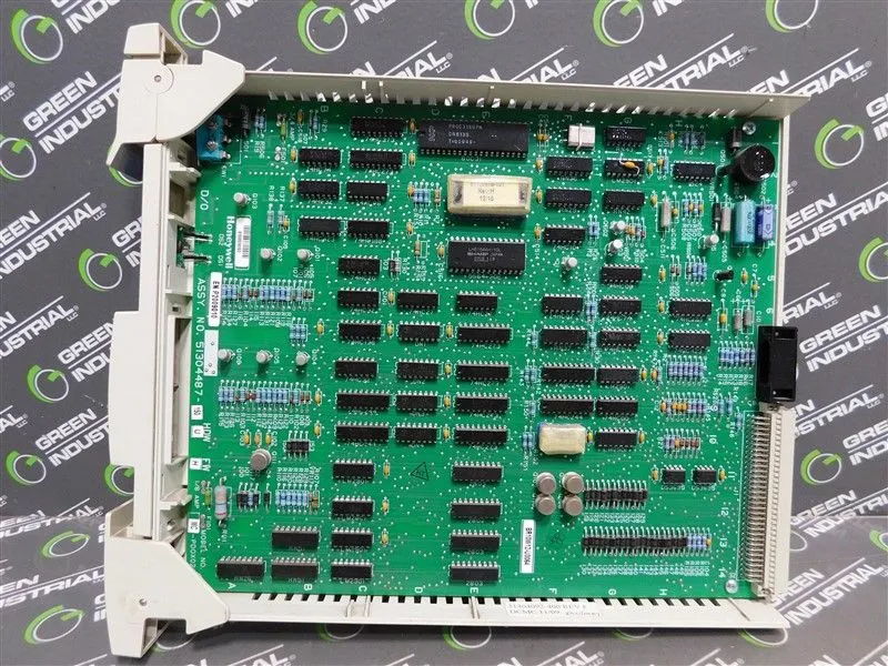 Honeywell 51304487-150 UCN Digital Output Card HDW: U FW: H Used