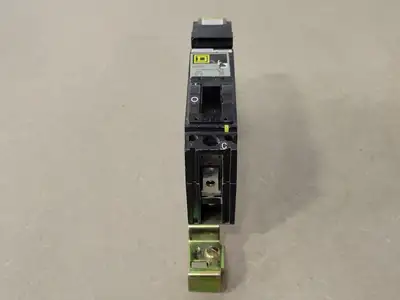 USED SQUARE D FAI17015C