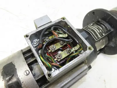 Grundfos SPK2-8/1 BMA-RUUV Immersion Coolant Pump 15-35L/min 230V 3PH