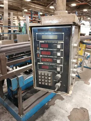 USED 1990 CINCINNATI 250-OBS