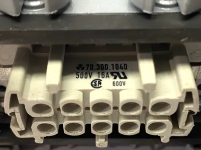 USED WIELAND BASE HOUSING CONNECTOR ENCLOSURE W/ 70.300.1040 CONNECTOR
