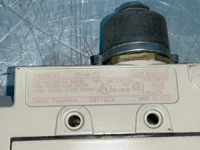 Used OMRON CORPORATION ZEN2S Relays & Switches Ohio US | HGR 24 #1314260