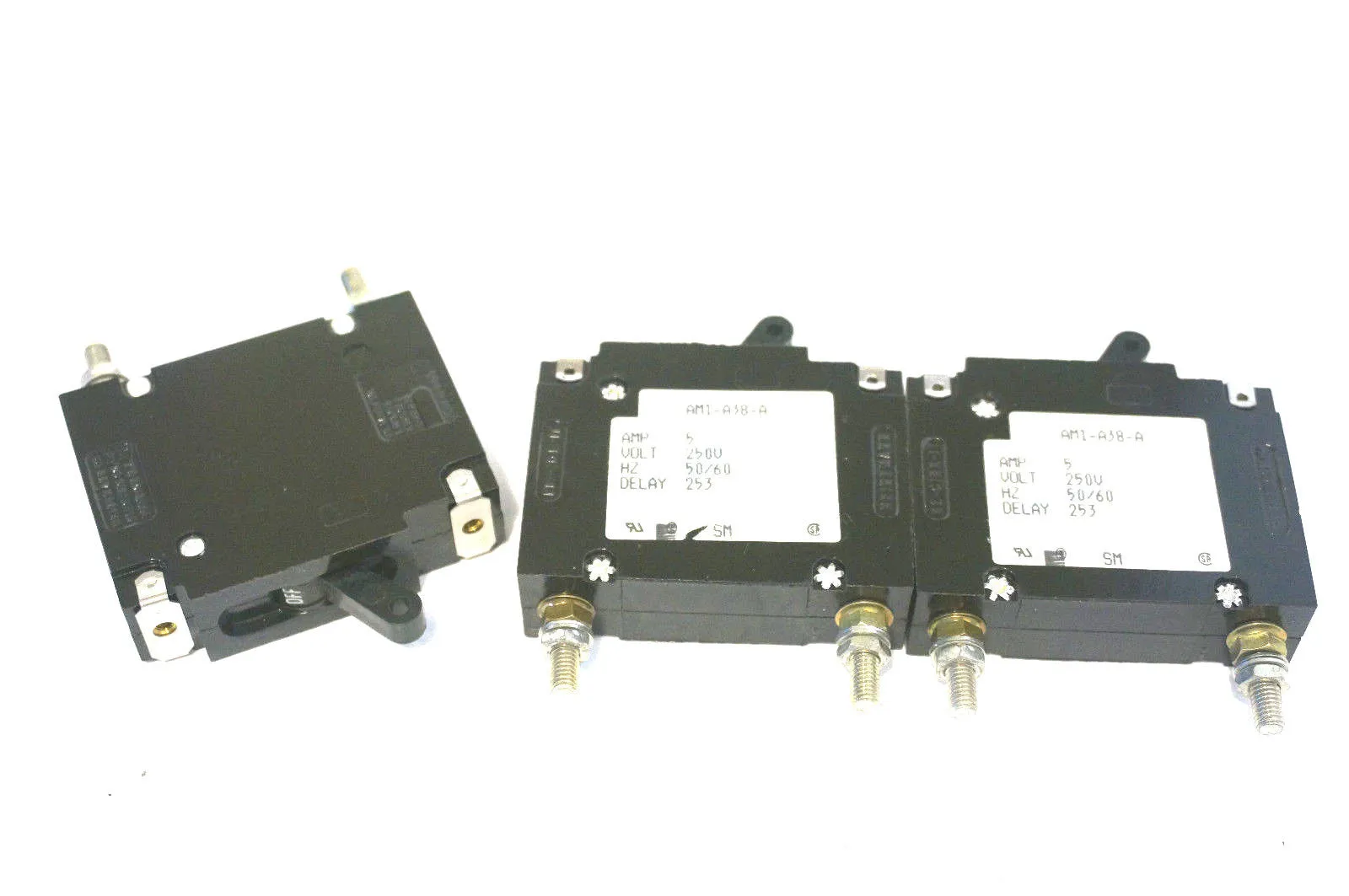 3 NEW HEINEMANN AM1-A38-A 5 AMP CIRCUIT BREAKER AM1A38A