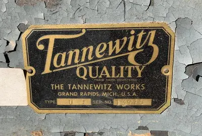 USED TANNEWITZ "U" VARIETY SAW