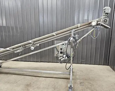 Used Belt Conveyor, 17’’ Wide X 166’’ Long, Pneumatic Side Shift 🔴 Liquidation Sale – All Offers Considered