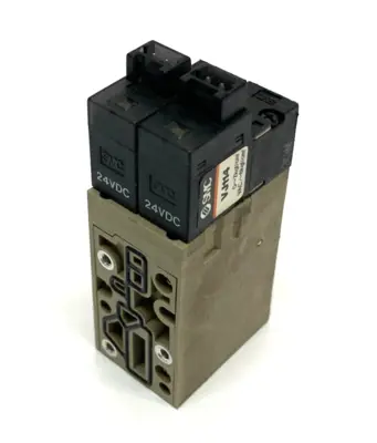 VJ114 | SMC  Dual Solenoid Valve Assembly - Used