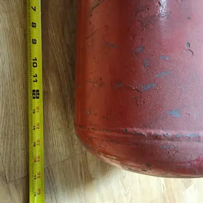 Air Tank with Hose and Gauge