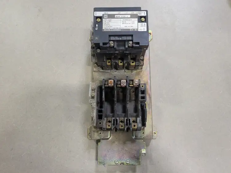 Used SQUARE D 8736SDO1V02S Switchgears British Columbia CA | Lenmark #242436