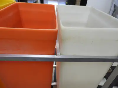 Used Winholt _UNKNOWN_ Restaurant Storage Containers Illinois US | Falcon Restaurant Supply #1376889