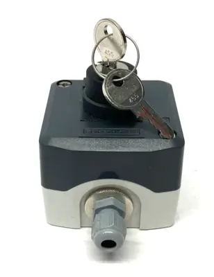 Used Knapp Switch H.M. Keyed Switch, Plastic Enclosure, CABLE CUT Switch Parts Michigan US | Maverick Industrial Sales #1401249