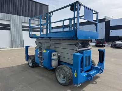 Used 2012 GENIE GS-5390RT ROUGH TERRAIN SCISSOR LIFT Scissor Lifters Alberta CA | Adcock Equipment #1418050