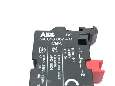 SK 616 007-B | ABB  Contact Block 380V 8A - Used